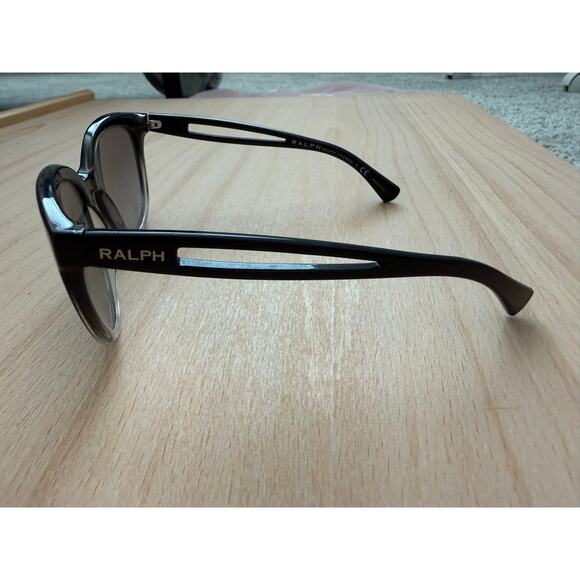 Ralph Luaren Women Round Sunglasses main image 4